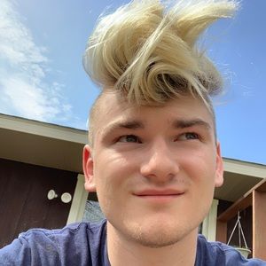 Meet your Posher, Bryan